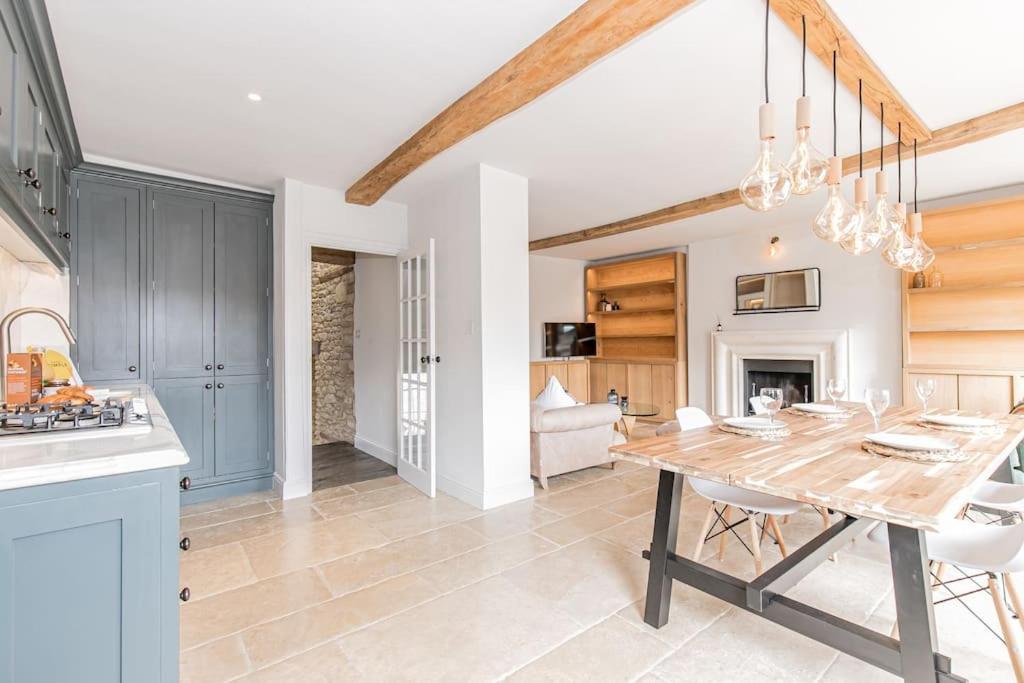 Oxfordshire Living - The Vanbrugh Apartment - Woodstock Eksteriør bilde