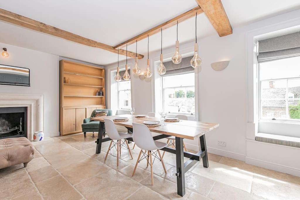 Oxfordshire Living - The Vanbrugh Apartment - Woodstock Eksteriør bilde