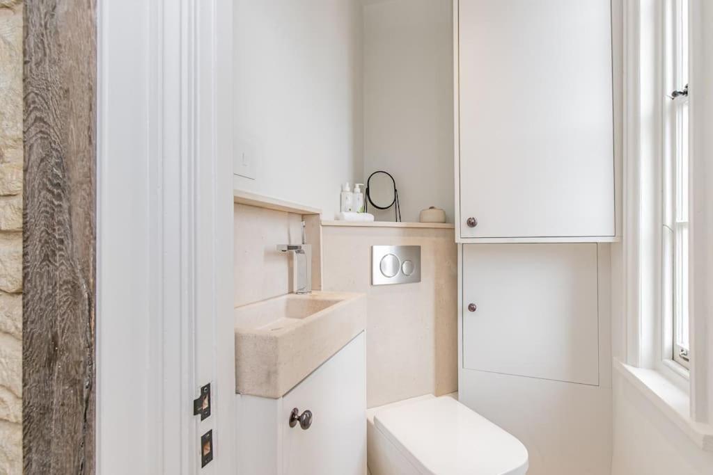 Oxfordshire Living - The Vanbrugh Apartment - Woodstock Eksteriør bilde